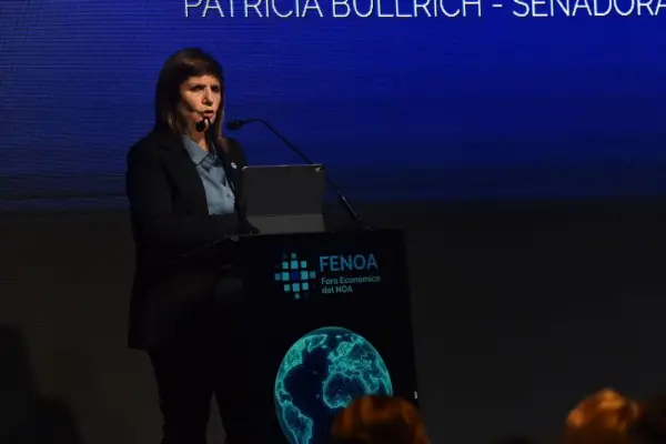 Patricia Bullrich en Tucumán: “La pobreza está en el sistema político, no en el Norte” Patricia Bullrich en Tucumán: “La pobreza está en el sistema político, no en el Norte”