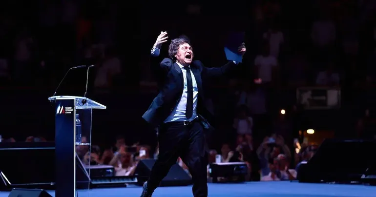 Imagen de Milei en caída: encuesta marca 53,7% de rechazo y fuerte presión sobre Adorni Imagen de Milei en caída: encuesta marca 53,7% de rechazo y fuerte presión sobre Adorni