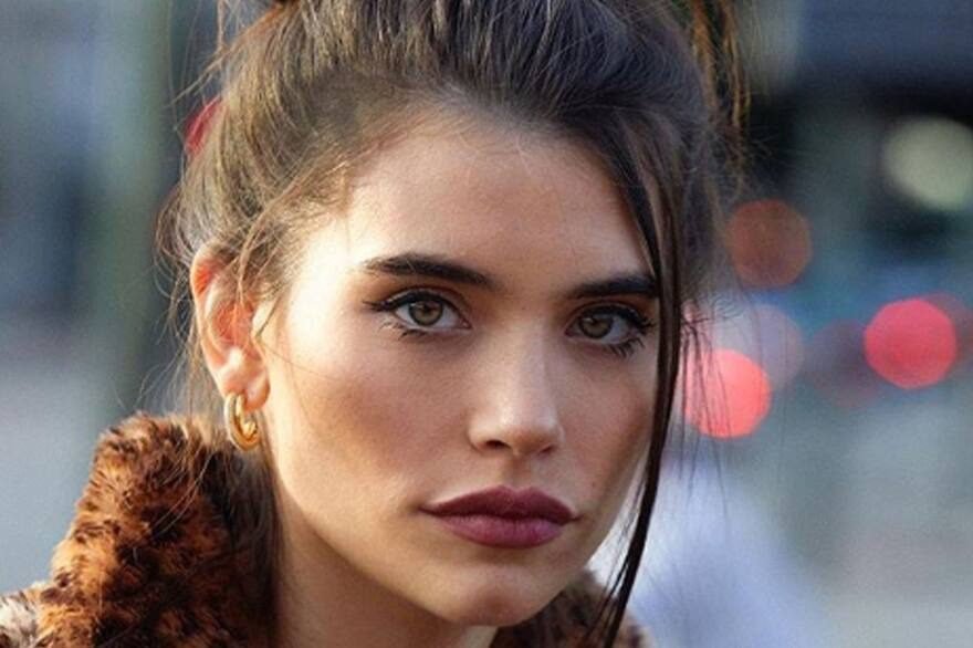 Gigantomastitis y cirugía reconstructiva: la verdad sobre la operación de Eva De Dominici que la llevó a una silla de ruedas Gigantomastitis y cirugía reconstructiva: la verdad sobre la operación de Eva De Dominici que la llevó a una silla de ruedas