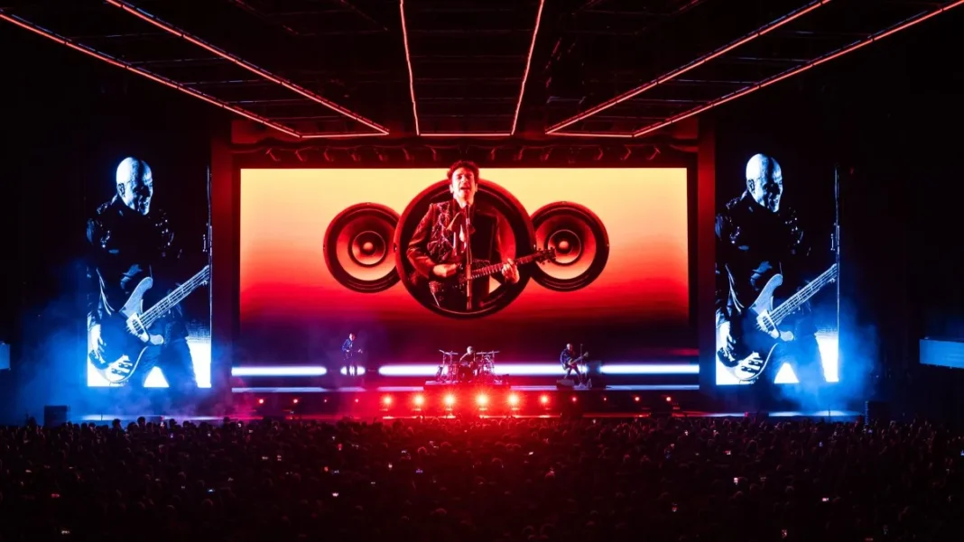 Soda Stereo estrenó “Ecos”: cómo es el show con holograma de Gustavo Cerati Soda Stereo estrenó “Ecos”: cómo es el show con holograma de Gustavo Cerati