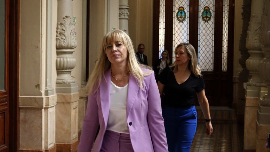 Tragedia en Tucumán: oposición exige explicaciones a Rossana Chahla tras la muerte de un niño durante el temporal Tragedia en Tucumán: oposición exige explicaciones a Rossana Chahla tras la muerte de un niño durante el temporal